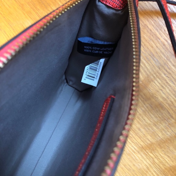 Marc Jacobs Orange Leather Textured Crossbody - Picture 7 of 7